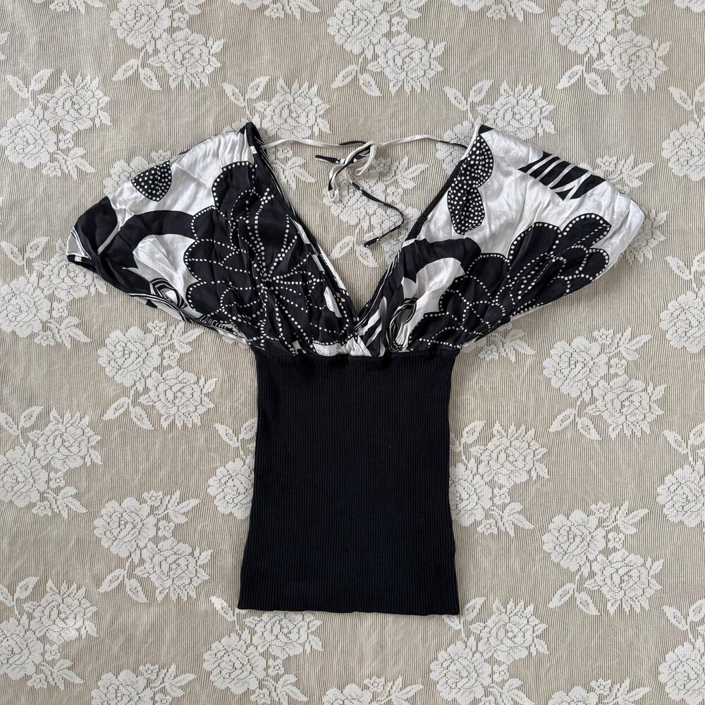 Y2K Bebe Black & White Floral Deep V Top Size XS